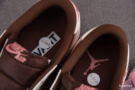 Hyperoad Jordan Low Air x 1 OG Travis Scott 0814